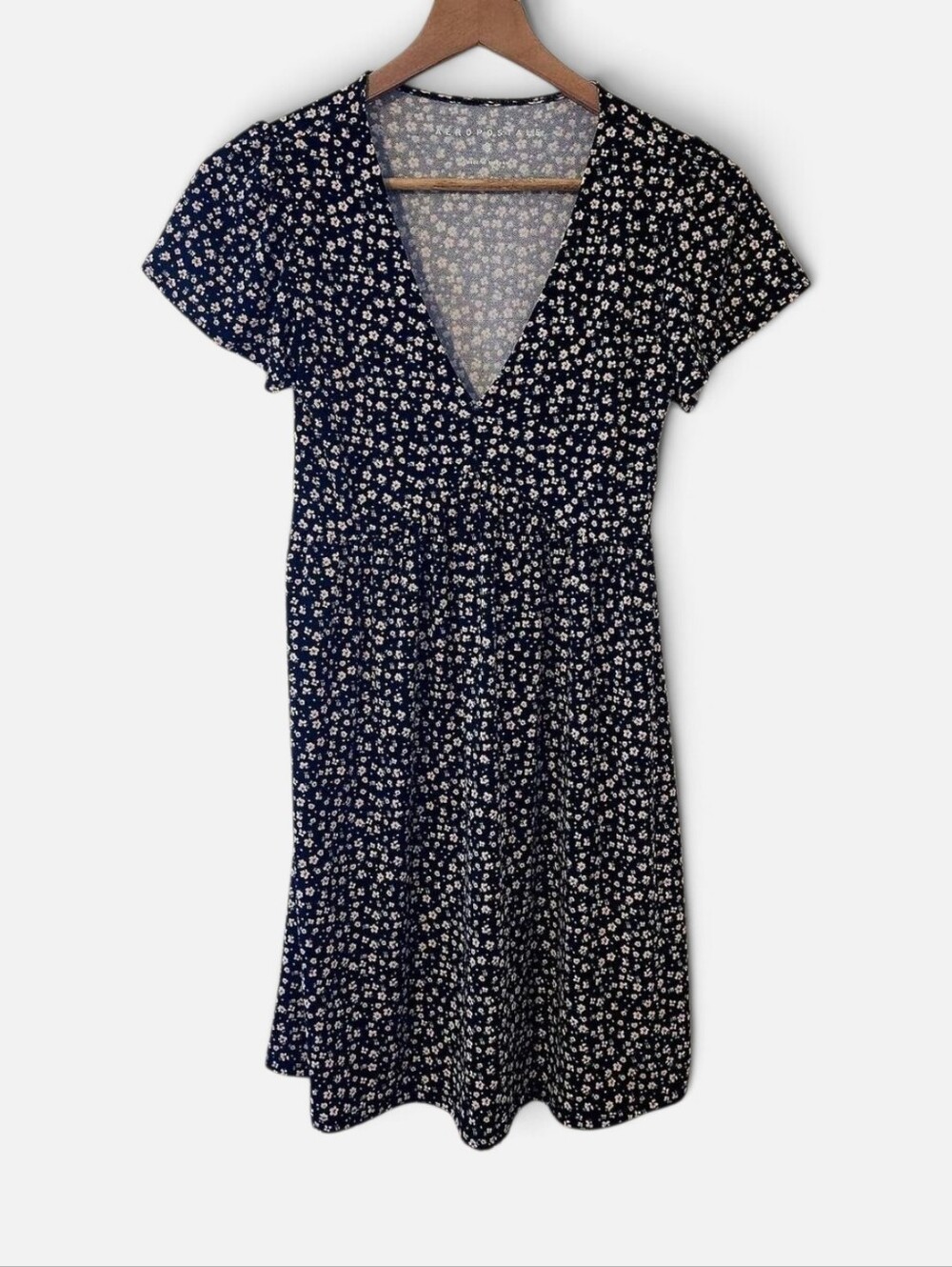 Aeropostale Black Ditsy Floral V-Neck Dress